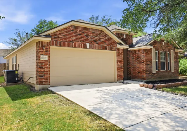 Photo 3 of Single family home for sale at 5310 Gemsbuck Chase, San Antonio, TX 78251 | MLS# 2014533 | Listing updated on 2026-09-16