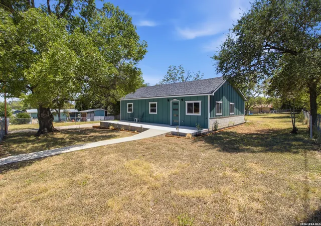 Photo 1 of Single family home for sale at 1506 Sycamore St, Bandera, TX 78003 | MLS# 2014544 | Listing updated on 2026-09-16