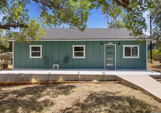 Photo 3 of Single family home for sale at 1506 Sycamore St, Bandera, TX 78003 | MLS# 2014544 | Listing updated on 2026-09-16