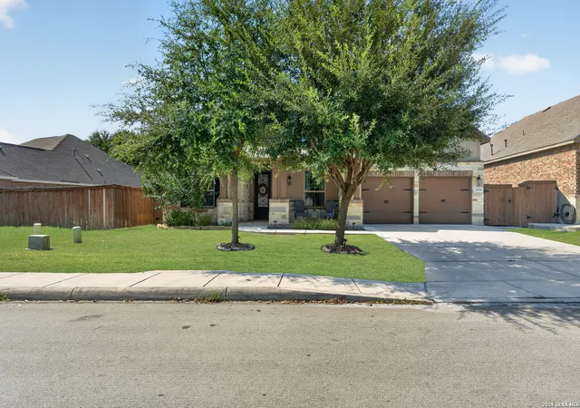 Photo 3 of Single family home for sale at 11958 White River Dr, San Antonio, TX 78254 | MLS# 2014557 | Listing updated on 2026-09-16
