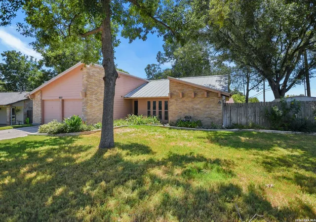 Photo 4 of Single family home for sale at 6002 Creekway, San Antonio, TX 78247 | MLS# 2014558 | Listing updated on 2026-09-05