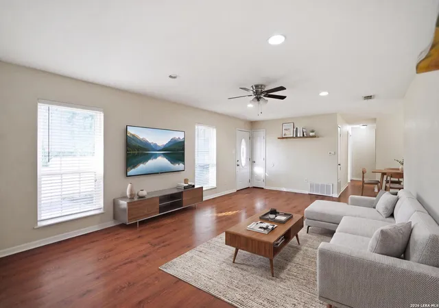 Photo 4 of Single family home for sale at 1307 William St, George West, TX 78022 | MLS# 2014575 | Listing updated on 2026-09-16