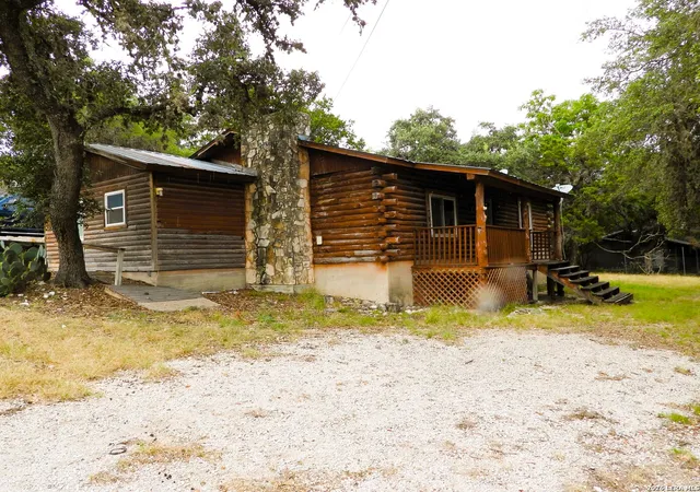 Photo 1 of Single family home for sale at 162 Water View Dr, Lakehills, TX 78063 | MLS# 2014578 | Listing updated on 2026-09-16