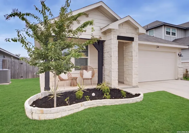 Photo 2 of Single family home for sale at 29316 Lawless Blvd, San Antonio, TX 78260 | MLS# 2014584 | Listing updated on 2026-09-16