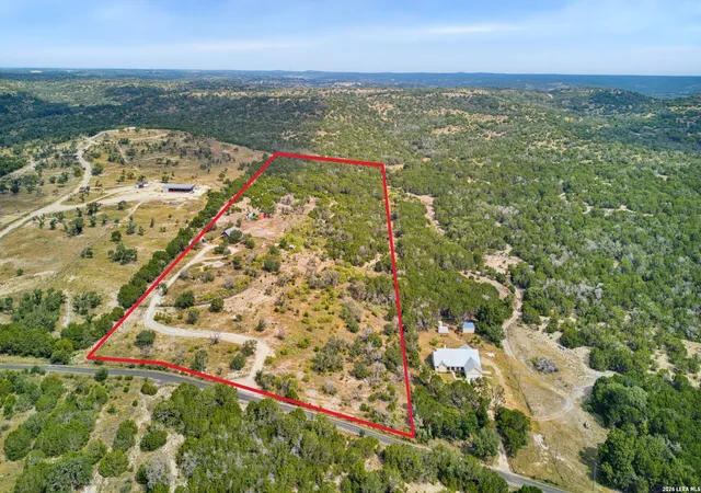 Photo 3 of House for sale at 493 Lazy Valley, Comfort, TX 78013 | MLS# 2014586 | Listing updated on 2026-09-19