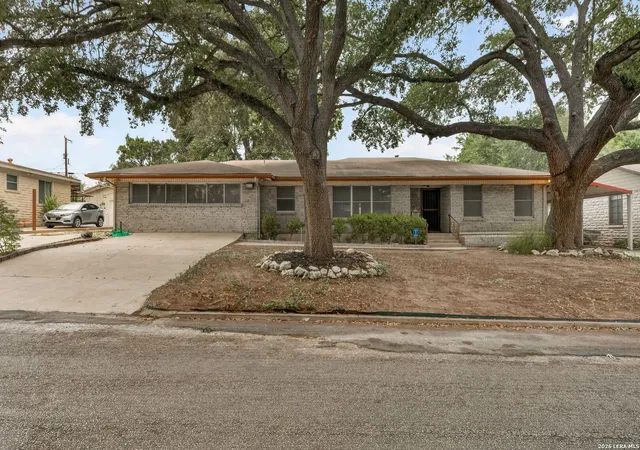 Photo 1 of Single family home for sale at 623 Channing Ave, San Antonio, TX 78210 | MLS# 2014593 | Listing updated on 2026-10-06