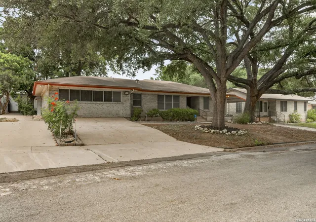 Photo 2 of Single family home for sale at 623 Channing Ave, San Antonio, TX 78210 | MLS# 2014593 | Listing updated on 2026-10-06