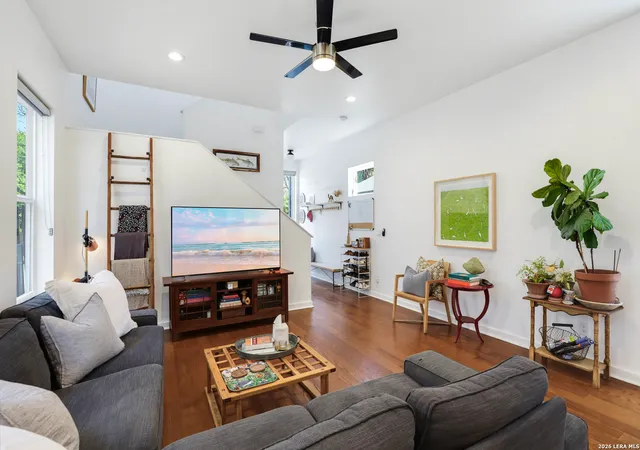 Photo 4 of Single family home for sale at 1840 E Crockett St, San Antonio, TX 78202 | MLS# 2014594 | Listing updated on 2026-09-16