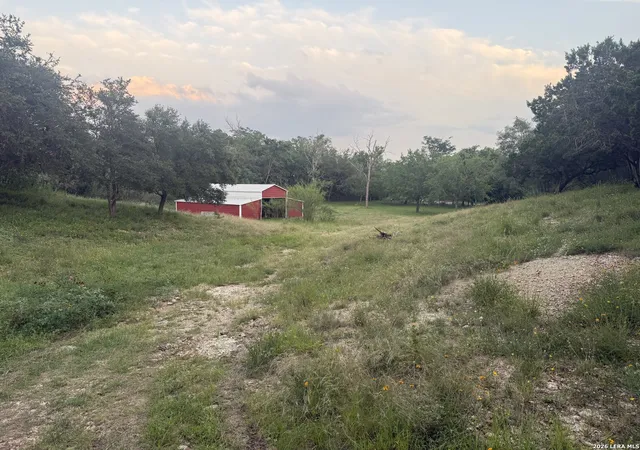 Photo 1 of Single family home for sale at 170 Old Medina, Bandera, TX 78003 | MLS# 2014609 | Listing updated on 2026-09-16