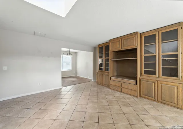 Photo 4 of Single family home for sale at 10315 Mustang Ridge Rd, Converse, TX 78109 | MLS# 2014611 | Listing updated on 2026-09-16