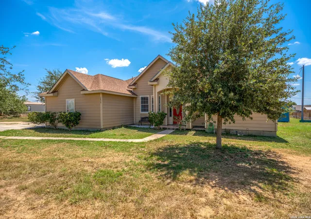 Photo 2 of Single family home for sale at 3820 Fm 3175, Lytle, TX 78052 | MLS# 2014622 | Listing updated on 2026-09-18