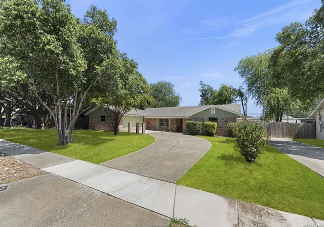 Single family home for sale at 8610 Dudley Dr, San Antonio, TX 78230 | MLS# 2014670
