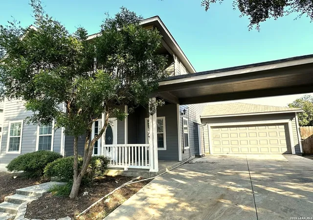 Photo 2 of Single family home for sale at 173 Whitewing Way, Floresville, TX 78114 | MLS# 2014689 | Listing updated on 2026-09-17