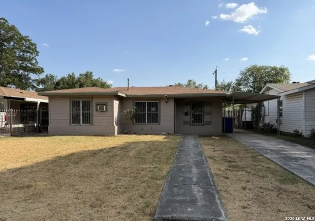 Single family home for sale at 214 W Emerson Ave, San Antonio, TX 78226 | MLS# 2014696