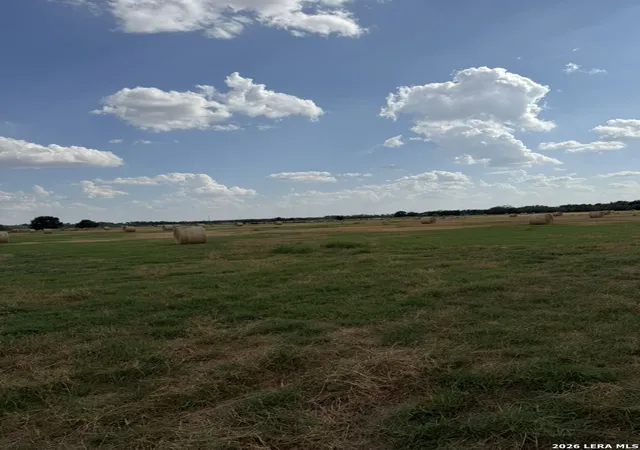 Photo 4 of House for sale at 12510 Fm 775, La Vernia, TX 78121 | MLS# 2014701 | Listing updated on 2026-09-17