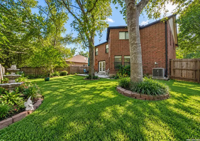 Photo 3 of Single family home for sale at 8622 Park Olympia, Universal City, TX 78148 | MLS# 2014702 | Listing updated on 2026-09-19