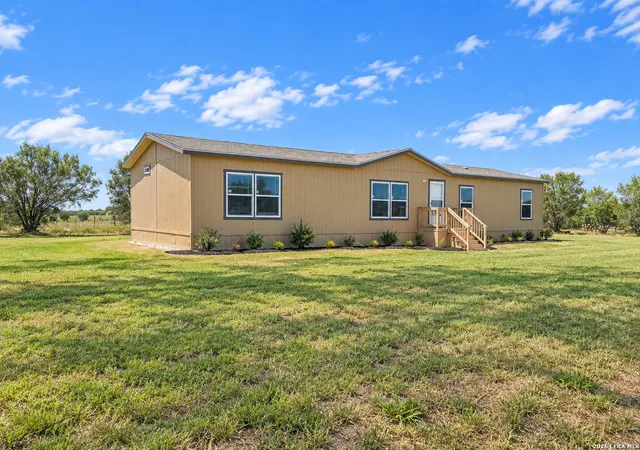 Photo 3 of Single family home for sale at 3041 Fm 1333, Poteet, TX 78065 | MLS# 2014703 | Listing updated on 2026-09-18