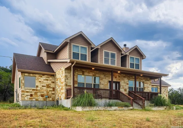 Photo 2 of Single family home for sale at 441 Eagle Ln, Fischer, TX 78623 | MLS# 2014720 | Listing updated on 2026-09-18