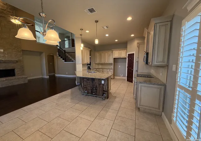Photo 2 of Single family home for sale at 918 Santa Cruz, New Braunfels, TX 78132 | MLS# 2014731 | Listing updated on 2026-09-18