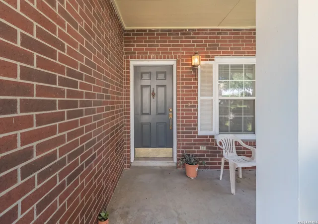 Photo 3 of Single family home for sale at 11338 Enclave Run, San Antonio, TX 78213 | MLS# 2014768 | Listing updated on 2026-09-18