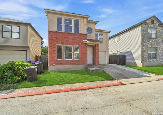 Photo 3 of Single family home for sale at 5014 Sunset Glade, San Antonio, TX 78240 | MLS# 2014776 | Listing updated on 2026-10-27