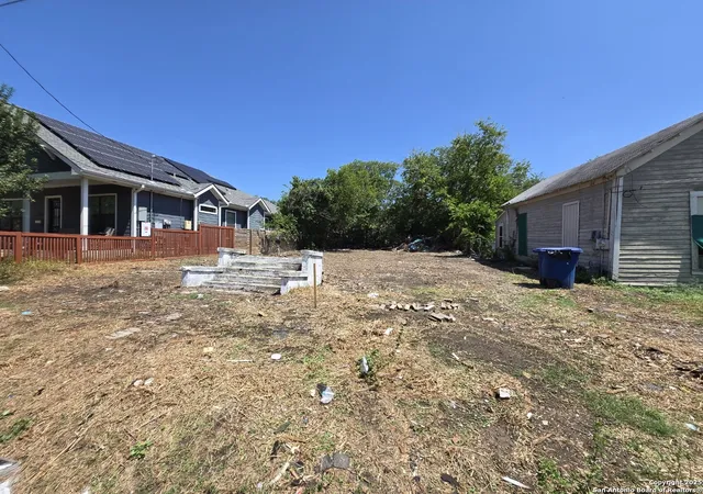 Photo 4 of Land for sale at 208 Cactus St, San Antonio, TX 78203 | MLS# 2014881 | Listing updated on 2026-09-19