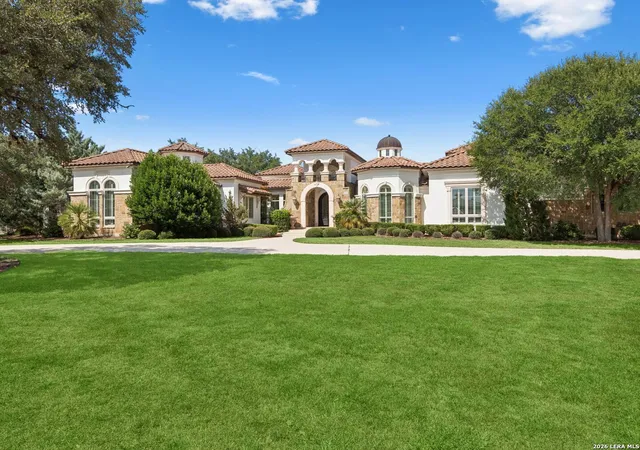 Photo 2 of Mansion for sale at 202 Wellesley Loop, Shavano Park, TX 78231 | MLS# 2014902 | Listing updated on 2026-09-19