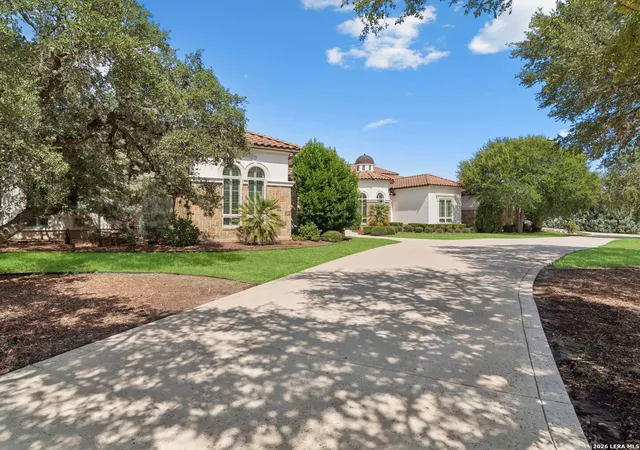 Photo 3 of Mansion for sale at 202 Wellesley Loop, Shavano Park, TX 78231 | MLS# 2014902 | Listing updated on 2026-09-19