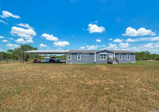 Photo 3 of Single family home for sale at 20353 Senior Rd, Von Ormy, TX 78073 | MLS# 2014942 | Listing updated on 2026-09-08