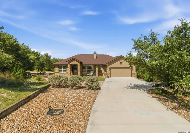 Photo 2 of Single family home for sale at 1223 Four Winds Dr, Canyon Lake, TX 78133 | MLS# 2014952 | Listing updated on 2026-09-19