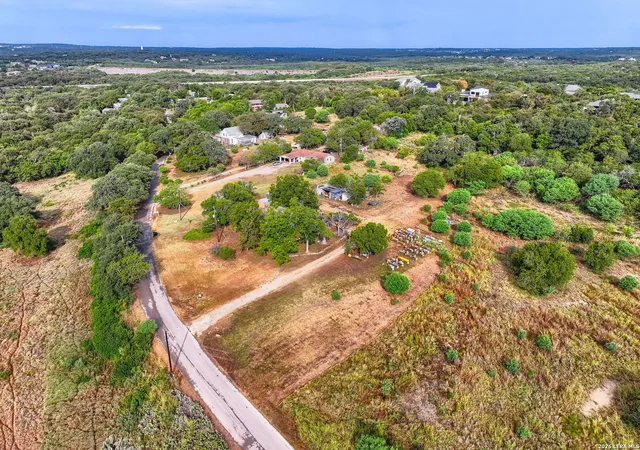 Photo 2 of Single family home for sale at 201 Hofheinz St, San Marcos, TX 78666 | MLS# 2014955 | Listing updated on 2026-09-08