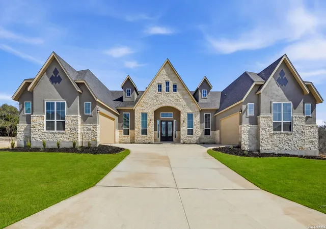 Photo 1 of Sale Pending at 131 Raven Rd, Castroville, TX 78009 | MLS# 2014963 | Listing updated on 2026-09-08