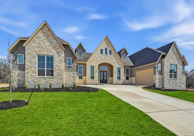 Photo 2 of Sale Pending at 131 Raven Rd, Castroville, TX 78009 | MLS# 2014963 | Listing updated on 2026-09-08