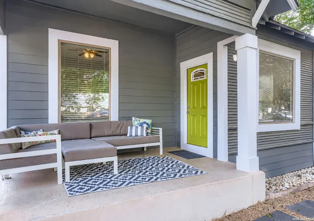 Photo 4 of Single family home for sale at 430 Hampshire Ave, San Antonio, TX 78210 | MLS# 2014979 | Listing updated on 2026-09-19