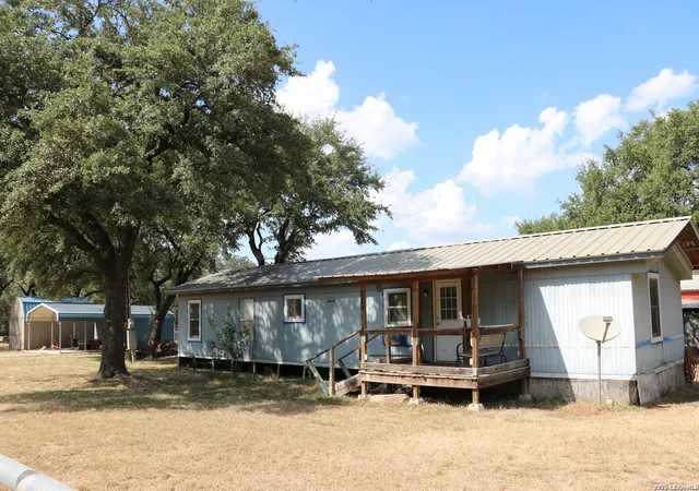 Photo 1 of Single family home for sale at 316 Oak Lawn Dr, Bandera, TX 78003 | MLS# 2014992 | Listing updated on 2026-09-29