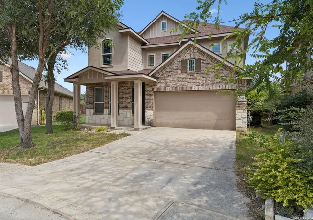 Photo 3 of Single family home for sale at 5811 Akin Pl, San Antonio, TX 78261 | MLS# 2014995 | Listing updated on 2026-09-19