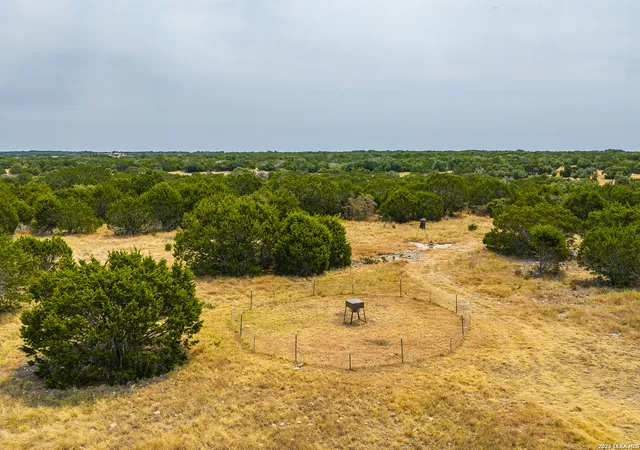 Land for sale at 1985 Kc 443, Harper, TX 78631 | MLS# 2015010