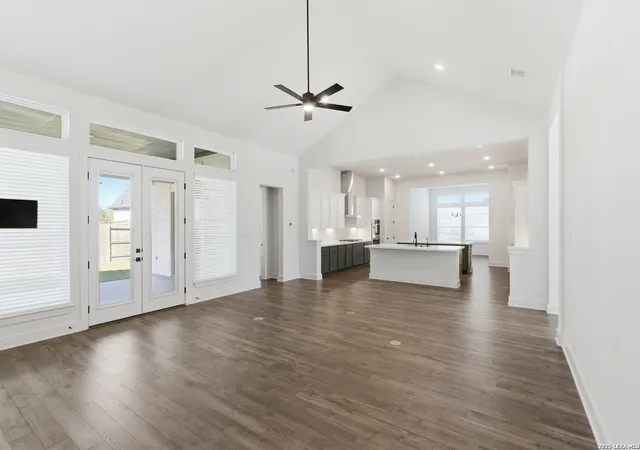Photo 4 of Single family home for sale at 8525 Benclare, San Antonio, TX 78266 | MLS# 2015025 | Listing updated on 2026-09-19