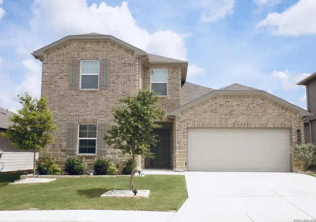 Photo 2 of Single family home for sale at 828 Bahia Pl, Seguin, TX 78155 | MLS# 2015046 | Listing updated on 2026-10-08