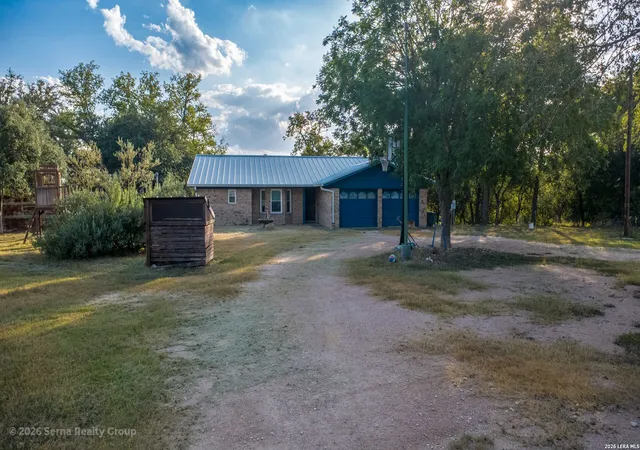 Photo 3 of Single family home for sale at 384 Waterway Pass, New Braunfels, TX 78130 | MLS# 2015100 | Listing updated on 2026-09-09