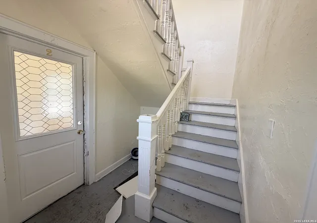 Listing Photo 4 - Condo for sale in building located at 1407 W Woodlawn Ave, San Antonio, TX 78201