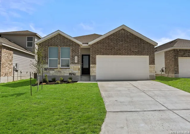 Photo 1 of Single family home for sale at 1337 Cargo Trl, New Braunfels, TX 78130 | MLS# 2015102 | Listing updated on 2026-10-08
