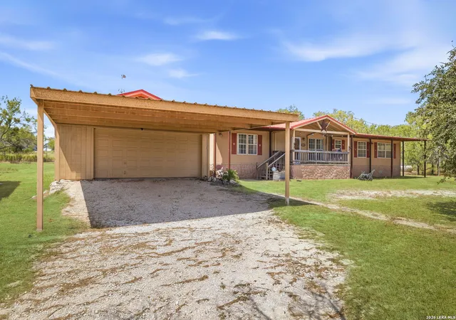 Photo 2 of Single family home for sale at 994 Quail Run, Lytle, TX 78052 | MLS# 2015113 | Listing updated on 2026-09-19