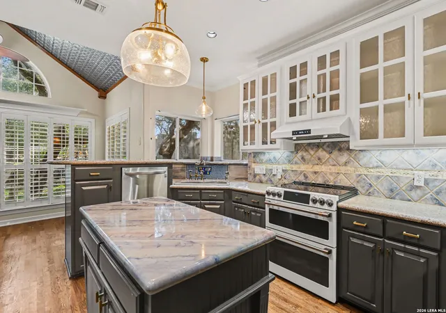 Photo 2 of Single family home for sale at 2018 Winding Vw, San Antonio, TX 78260 | MLS# 2015122 | Listing updated on 2026-09-22