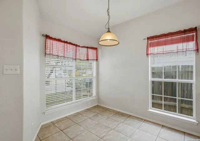 Photo 4 of Single family home for sale at 6010 Wood Pass, San Antonio, TX 78249 | MLS# 2015125 | Listing updated on 2026-09-09