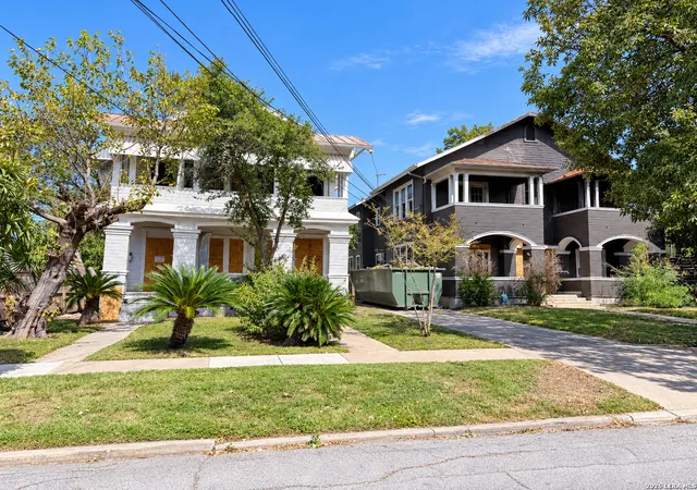 Multi family home for sale at 305 W Poplar St, San Antonio, TX 78212 | MLS# 2015137