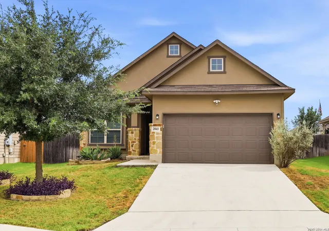 Photo 2 of Single family home for sale at 2841 Silo Turn, New Braunfels, TX 78130 | MLS# 2015142 | Listing updated on 2026-09-10