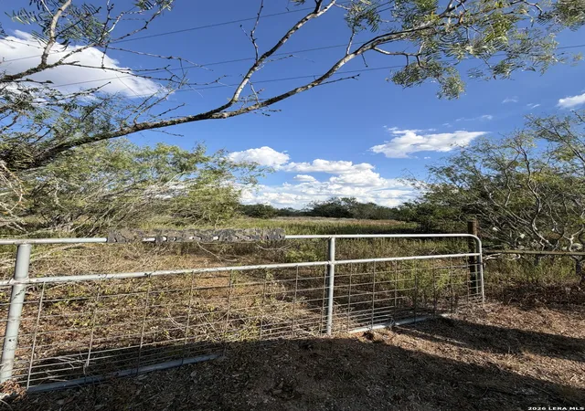 Photo 2 of Land for sale at Tract #4 Elm Crk Rd, Seguin, TX 78155 | MLS# 2015146 | Listing updated on 2026-09-19