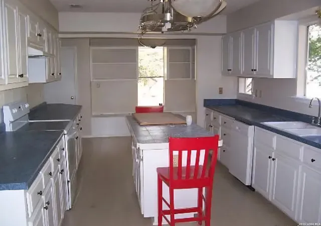 Photo 4 of House for sale at 2544 State Hwy 97, Floresville, TX 78114 | MLS# 2015153 | Listing updated on 2026-09-20