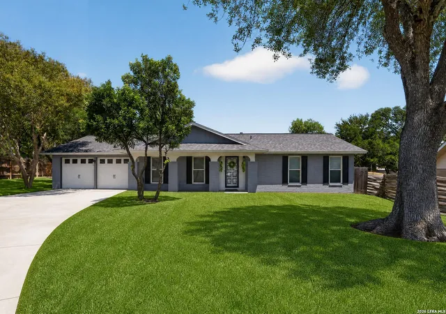 Single family home for sale at 111 Laural Ln, Universal City, TX 78148 | MLS# 2015170